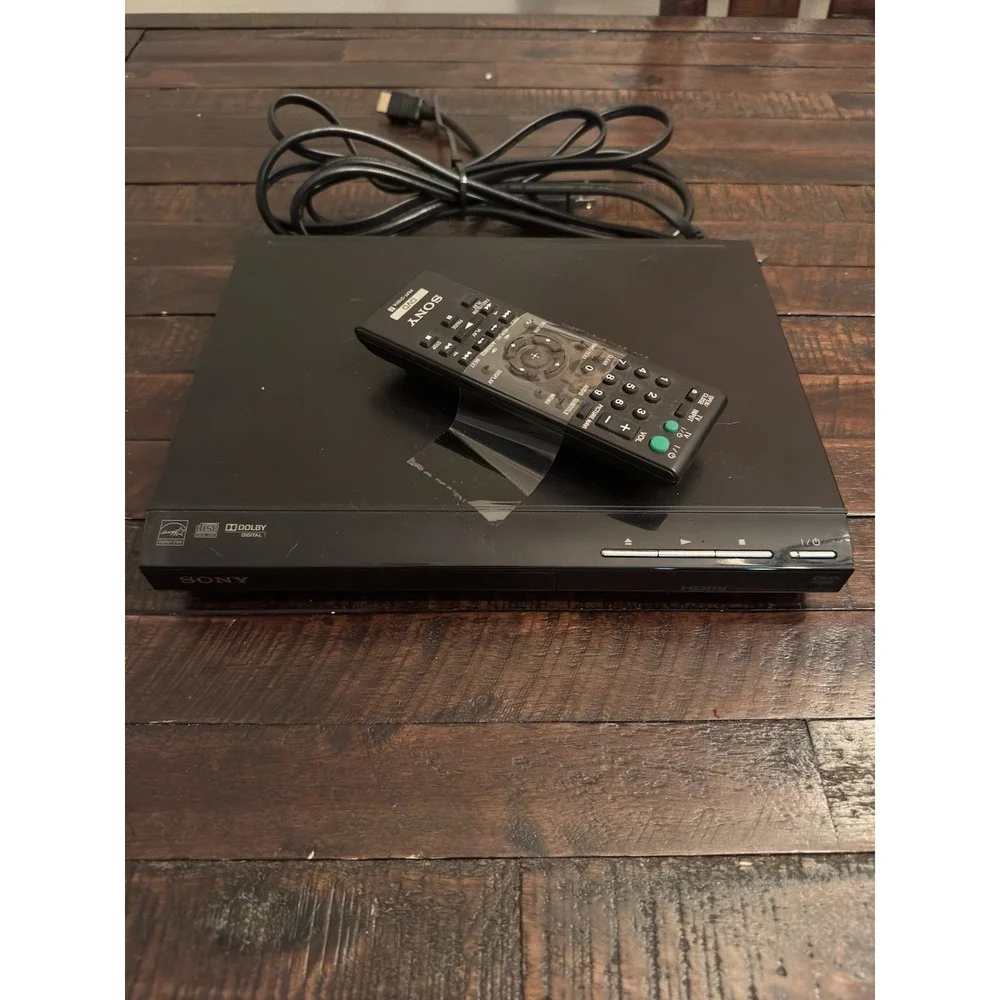 Sony DVP-SR510H Compact Upscaling HDMI 1080p DVD Player with Remote Works Great!